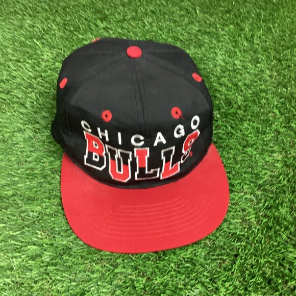 Vintage 90s Chicago Bulls Snapback Cap Hat - Picture 2 of 9